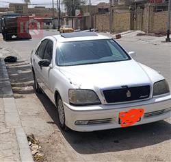 تۆیۆتا کراون